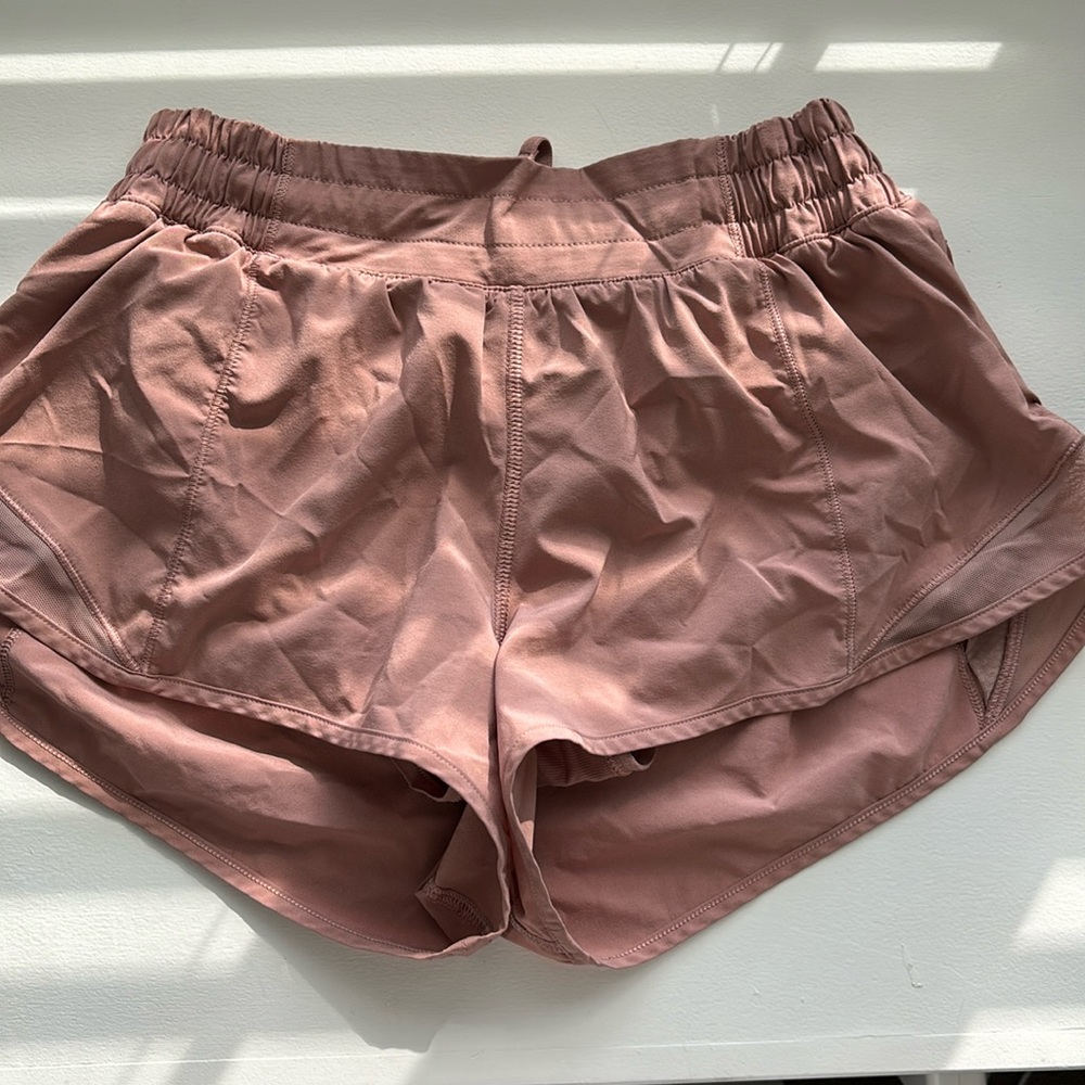 Lululemon 2.5 hottie hots